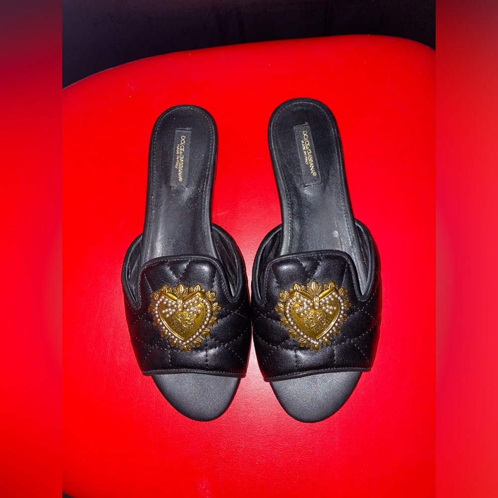 Mother’s Day sale ! Devotion quilted heart style slides 38